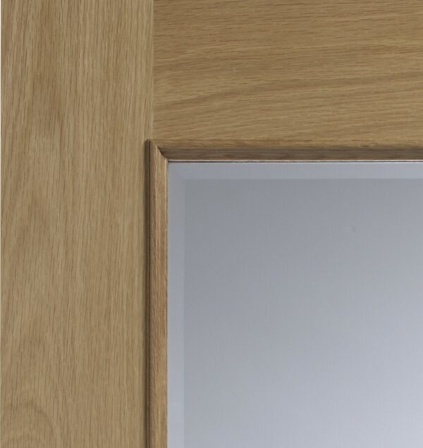 Internal Oak Calabria with Clear Bevelled Glass and Raised Mouldings - Image 4