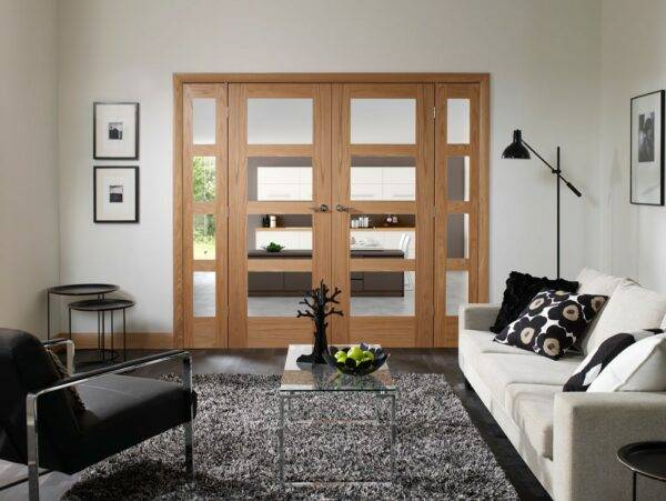 Internal Oak Shaker 4 Panel Door with Clear Glass - Image 12